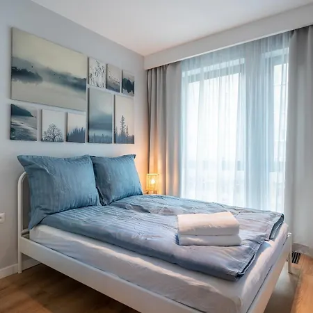 Old Bank * غدينيا