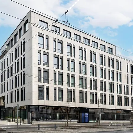 Old Bank * غدينيا