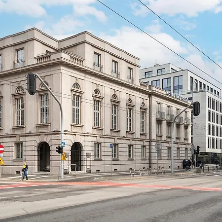 Old Bank Apartment Gdynia
