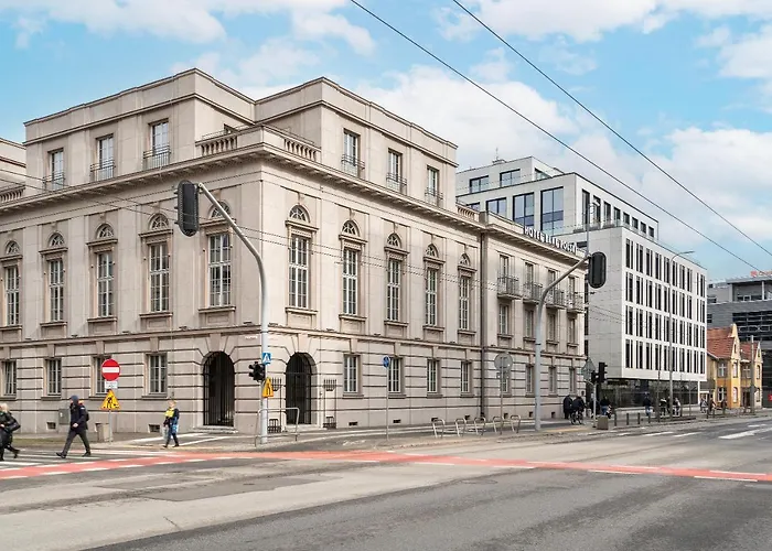 Old Bank Apartment Gdynia